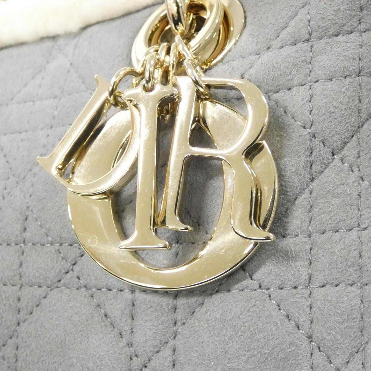 クリスチャンディオール レディ ディーライト ミディアム M0565OMMJ バッグ