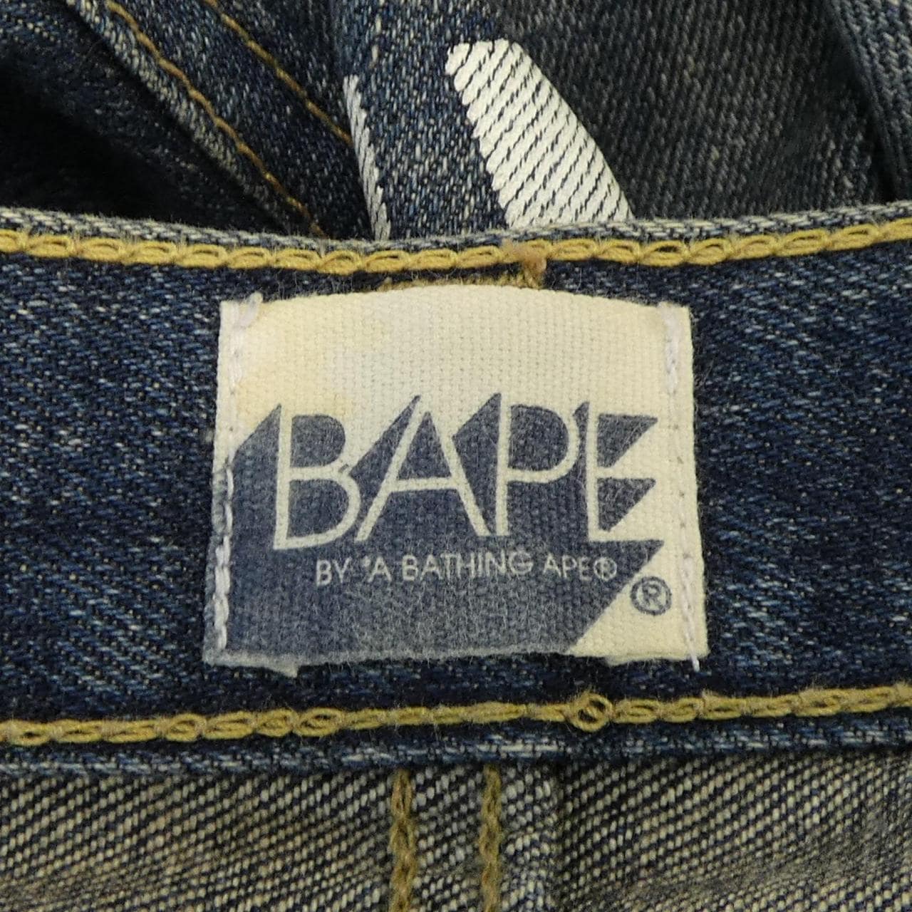 ベイプ BAPE ジーンズ