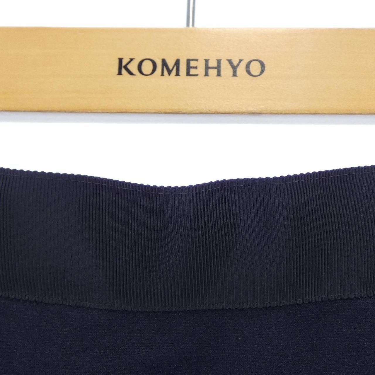 トゥービーシック TO BE CHIC スカート