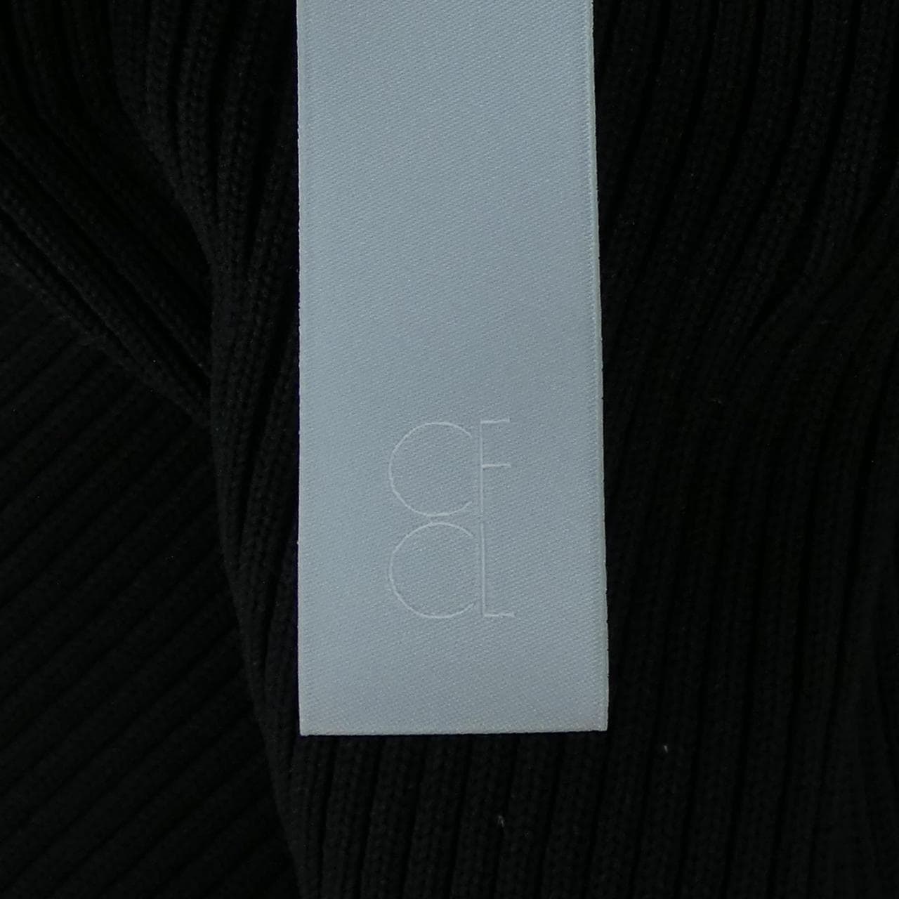 シーエフシーエル CFCL トップス