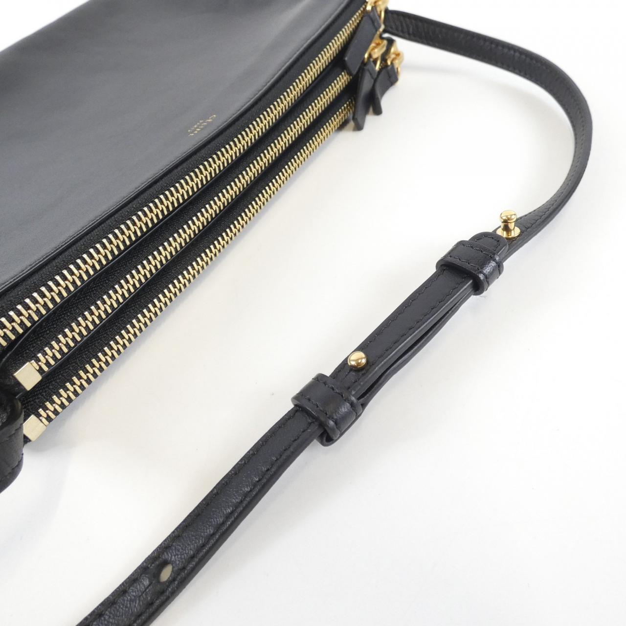 セリーヌ ラージ トリオ 171453ETA ショルダーバッグ