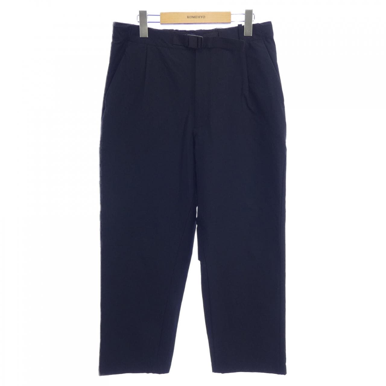 GOLDWIN GL73751B パンツ