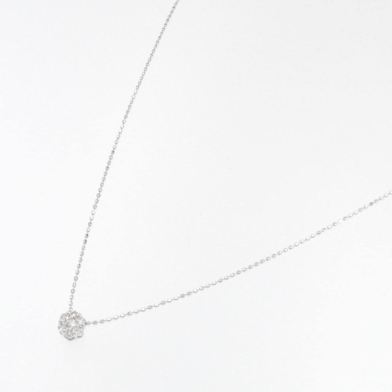 K18WG フラワー ダイヤモンド ネックレス 0.14CT