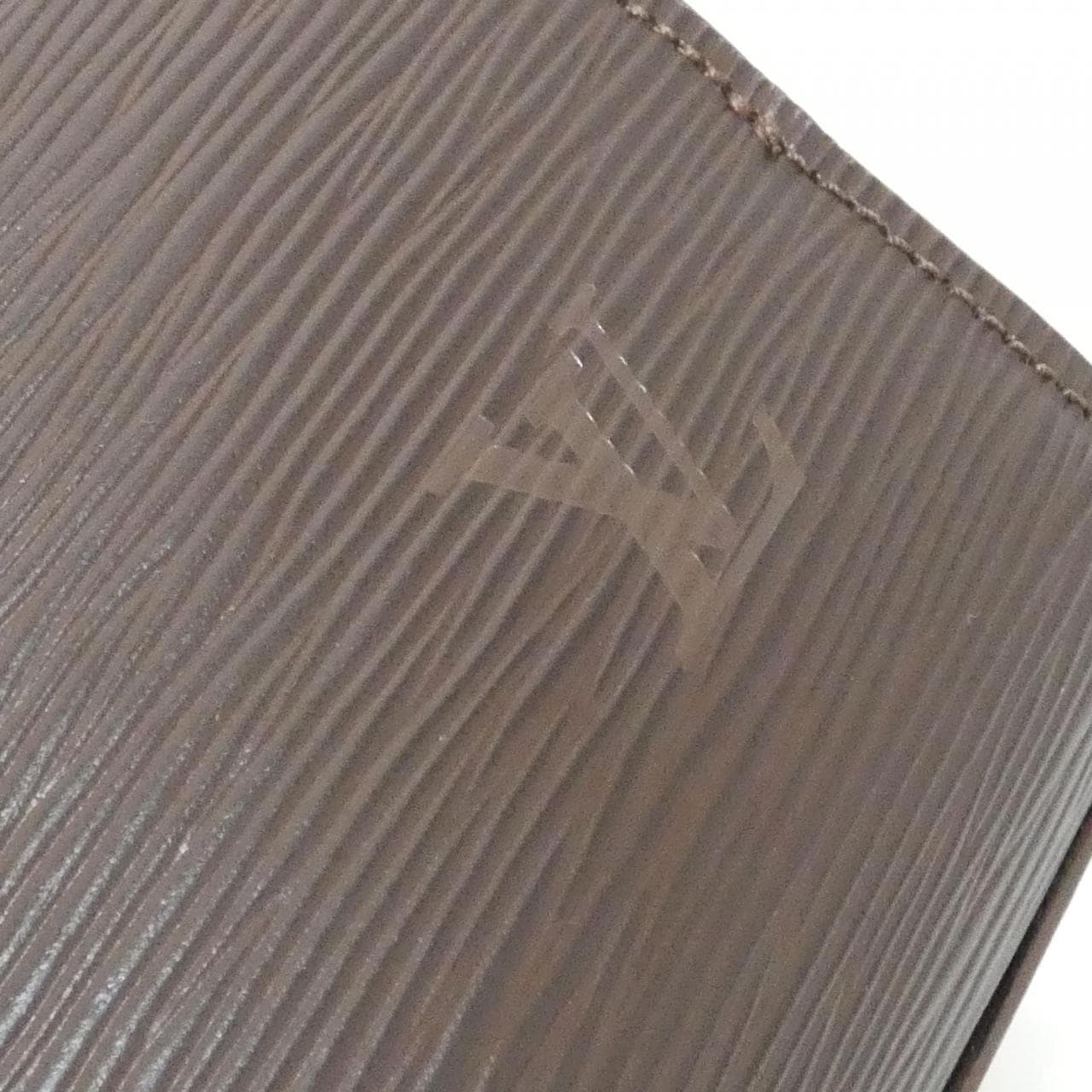 ルイヴィトン エピ ポンヌフ M5205D バッグ