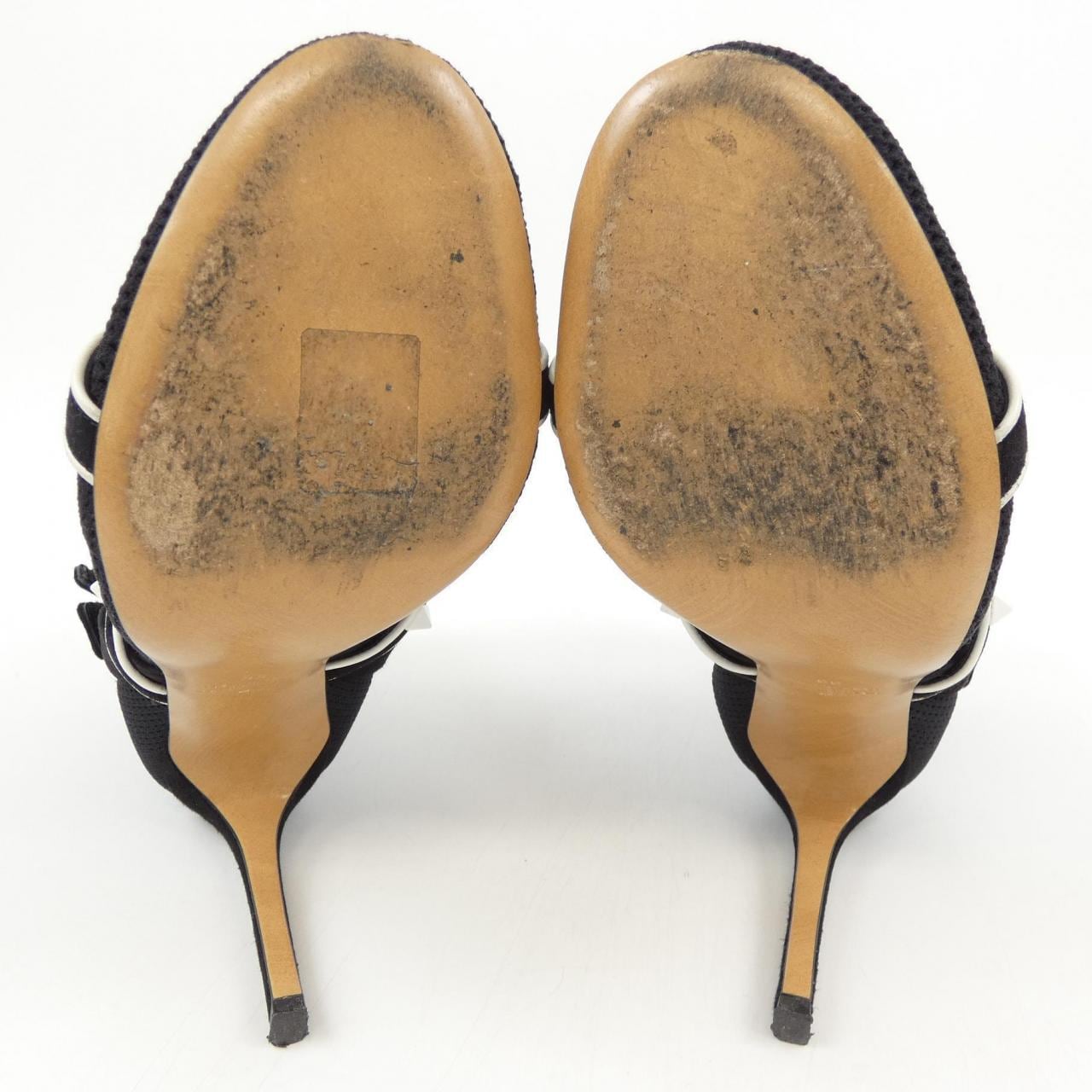 VALENTINO GARAVANI Garavani) 靴子