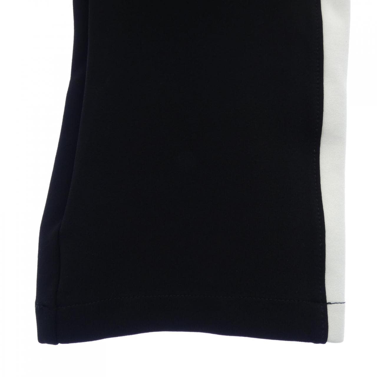 ヴァレンティノ VALENTINO パンツ