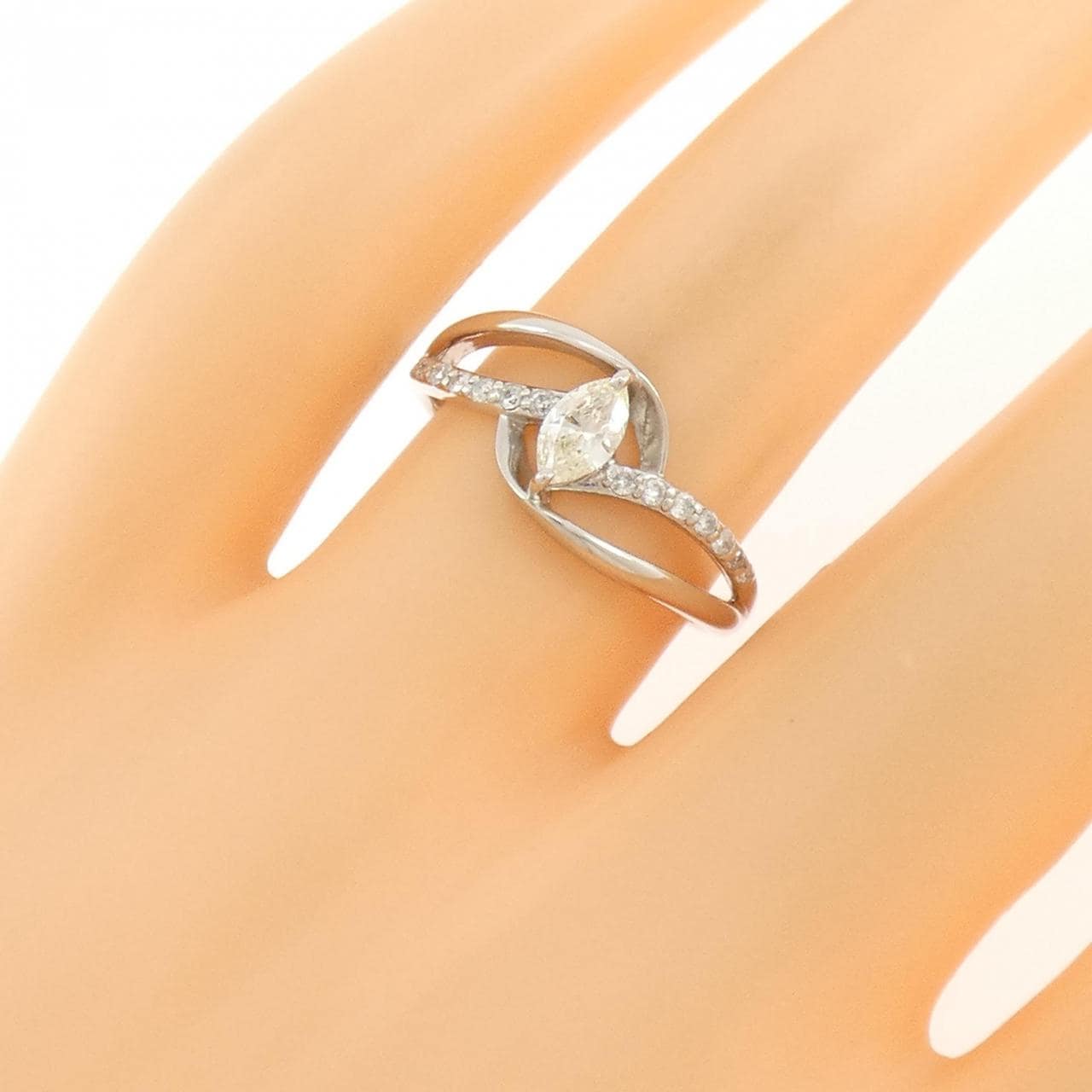 PT900 ダイヤモンド リング 0.231CT