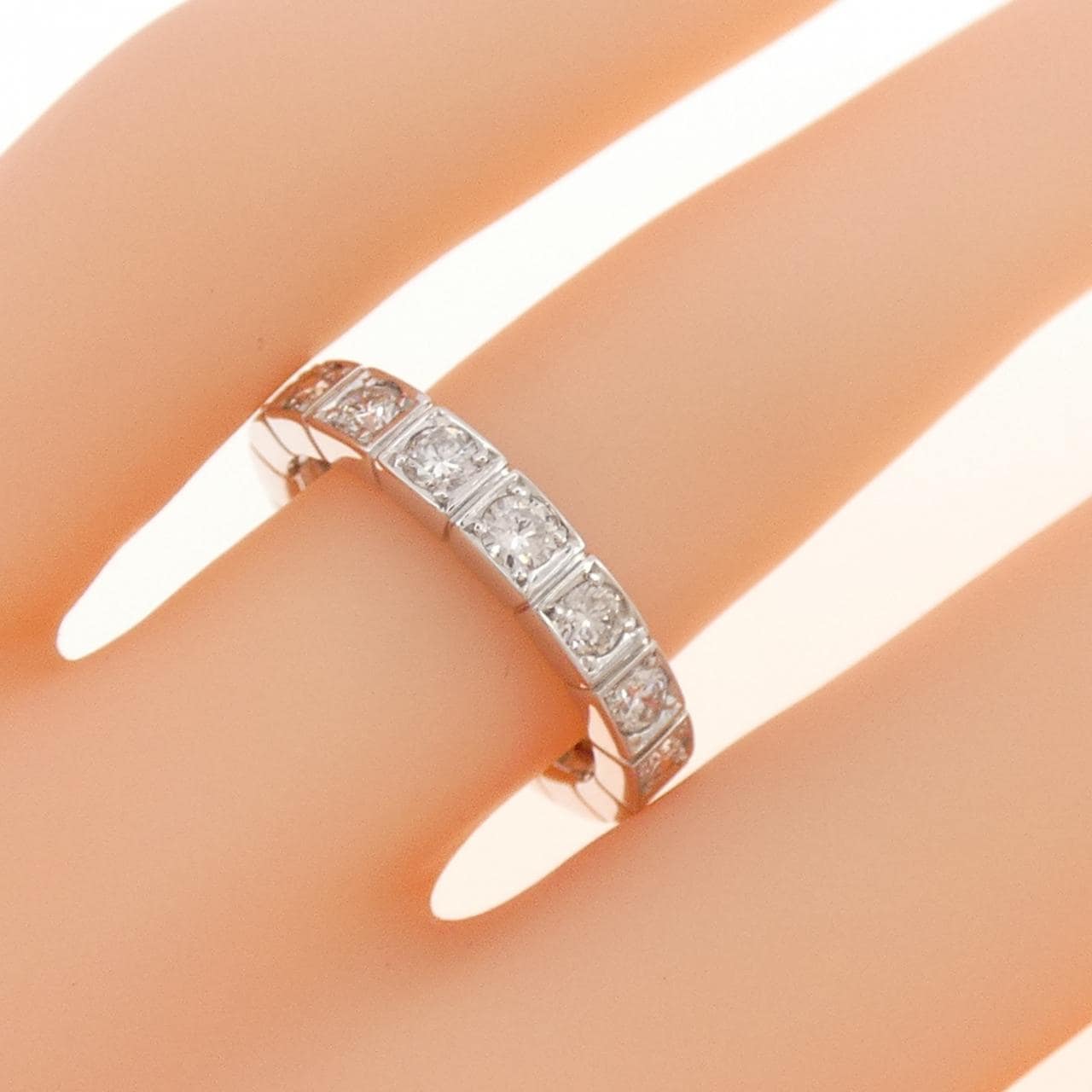 コメ兵|K18WG ハーフエタニティ ダイヤモンド リング 0.5CT コメ兵|K18WG ハーフエタニティ ダイヤモンド リング 0.5CT