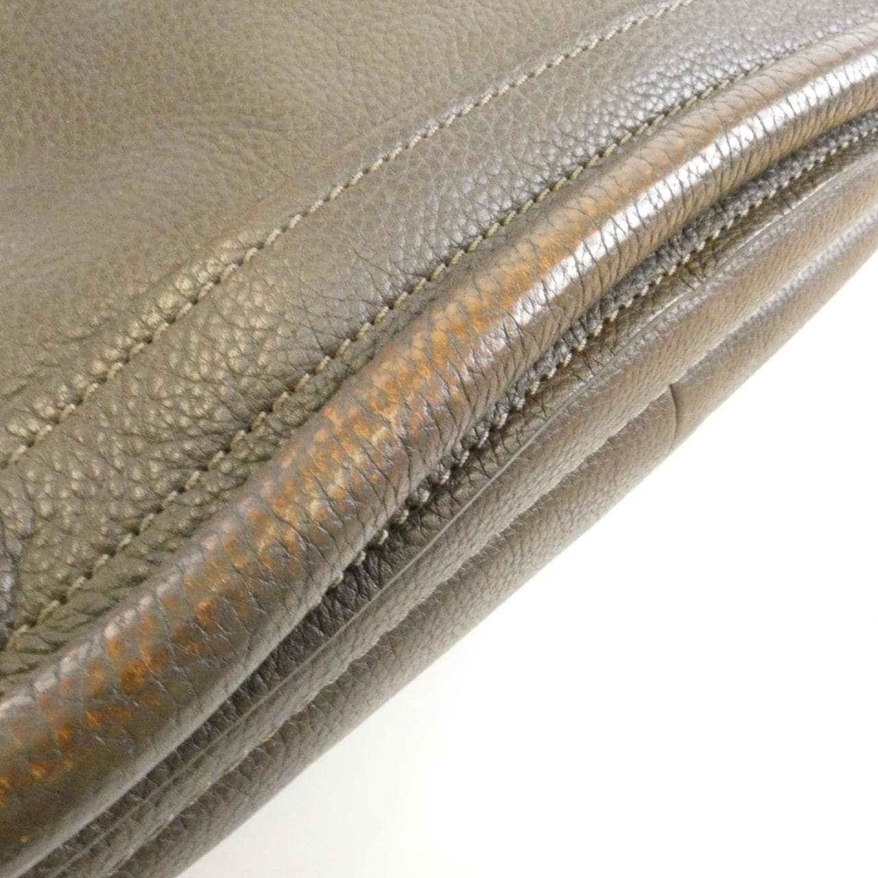 クロエ パラティ 8HS891 043 バッグ