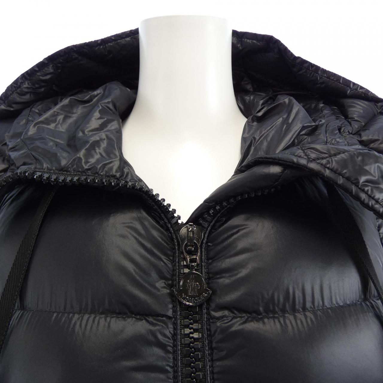 モンクレール MONCLER SERINDE ダウンジャケット