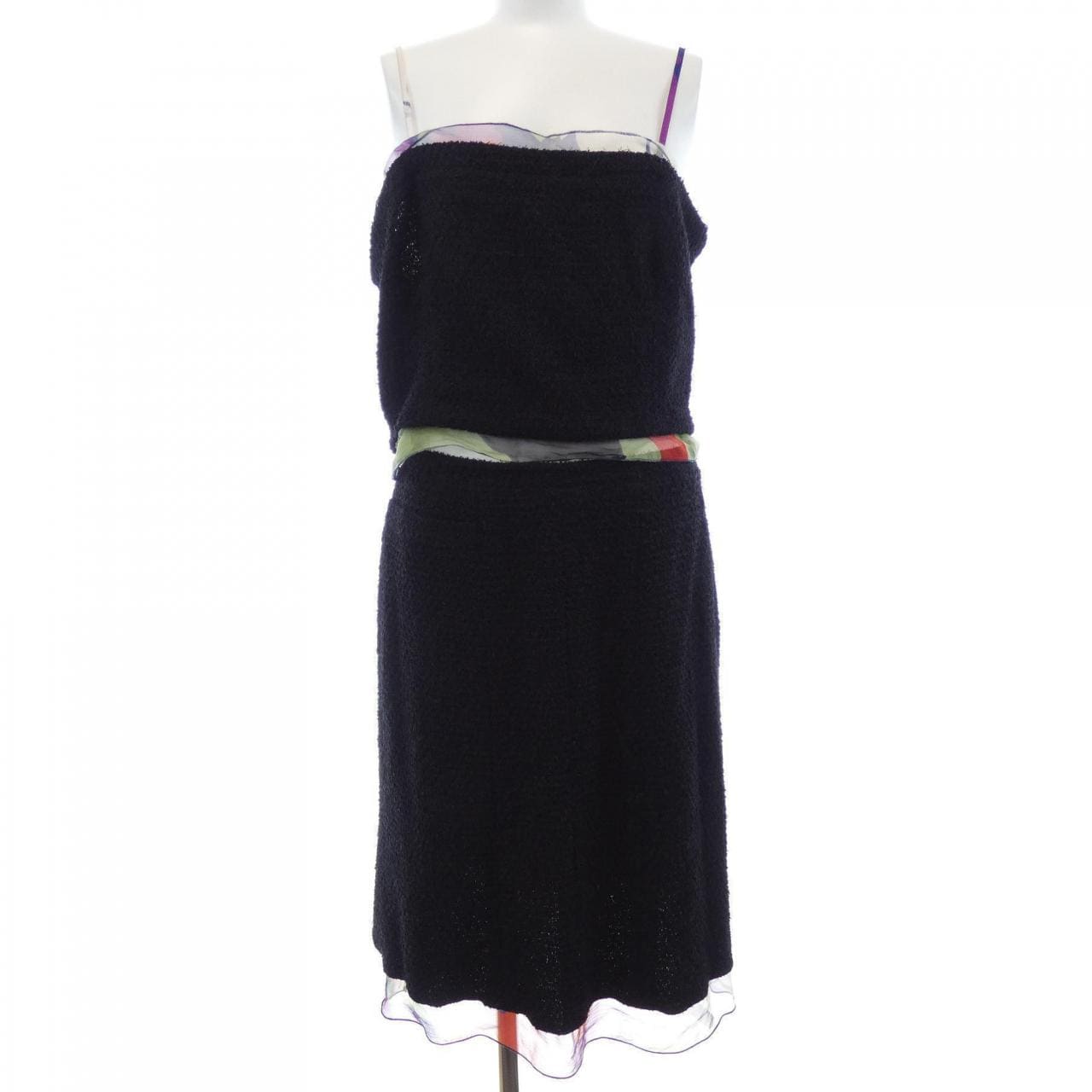 シャネル CHANEL P15633W02604 00T スリーピース