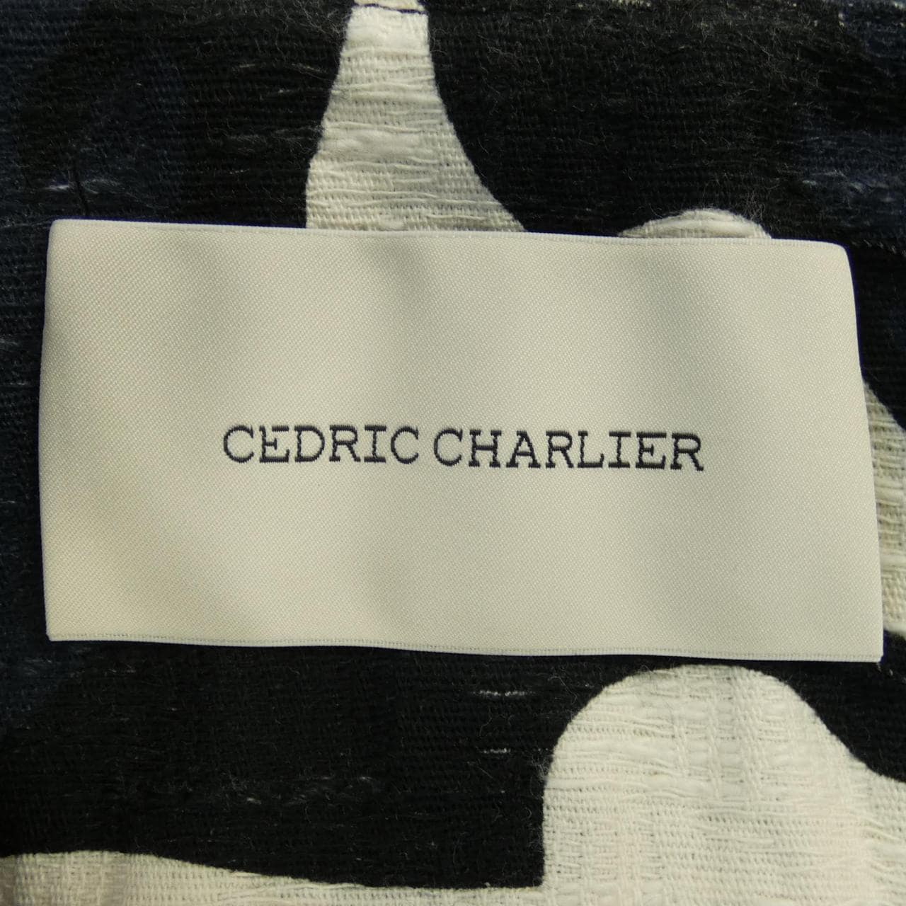 CEDRIC CHARLIER スカート