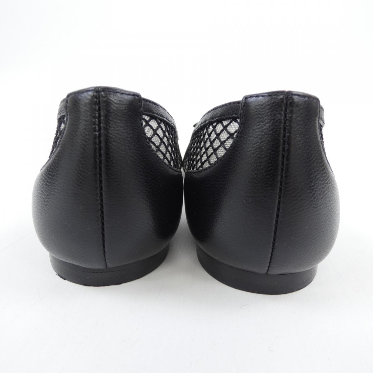マノロブラニク MANOLO BLAHNIK フラットシューズ