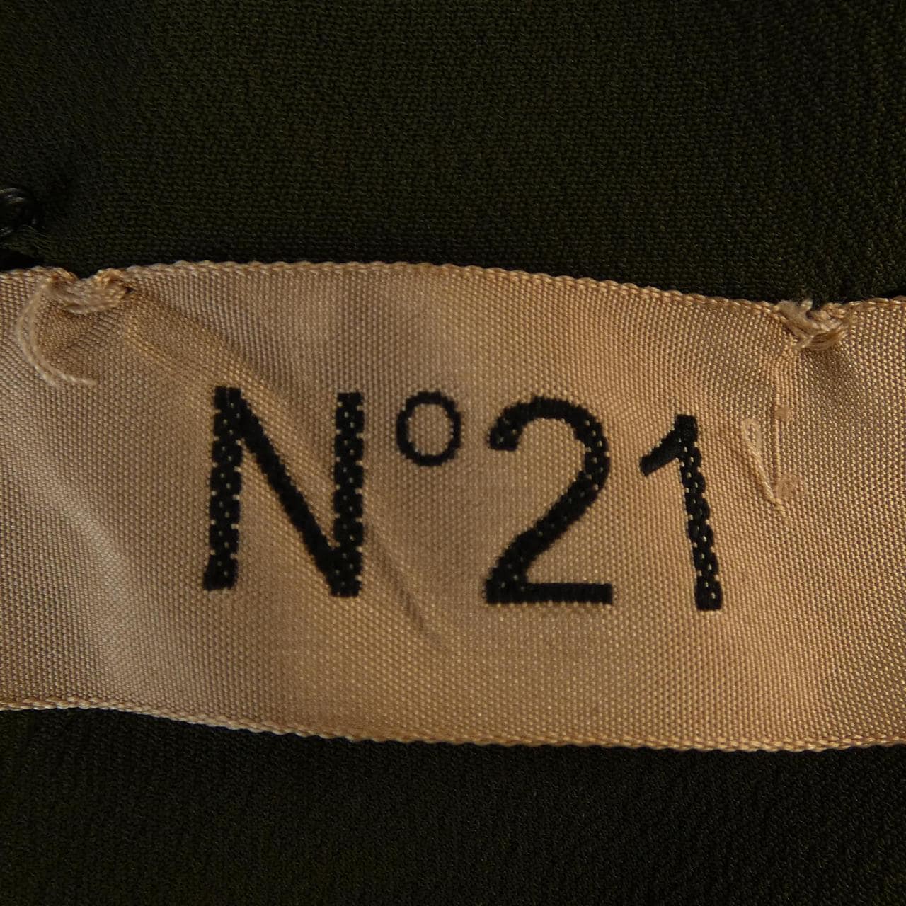 ヌメロヴェントゥーノ N°21 P24IN2M H1315111 ワンピース