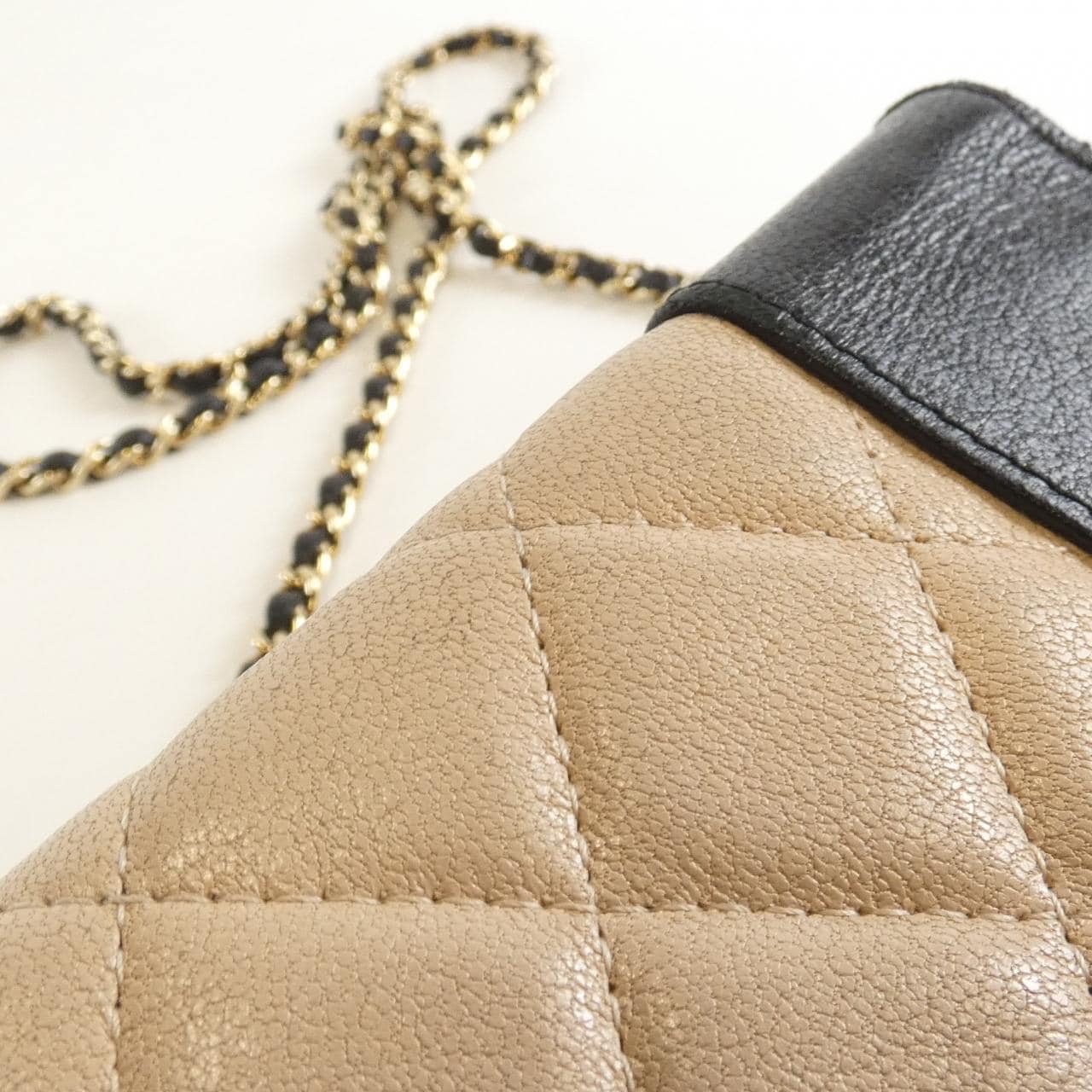 シャネル 80972 チェーンウォレット