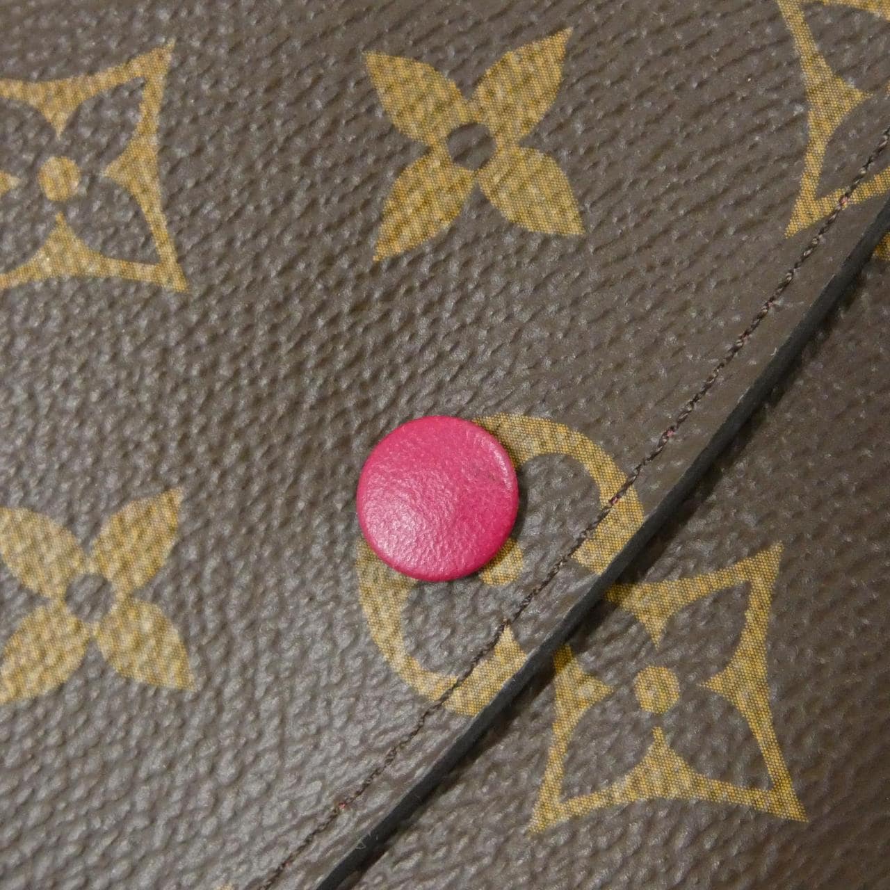 ルイヴィトン モノグラム ポルトフォイユ エミリー M60697 財布