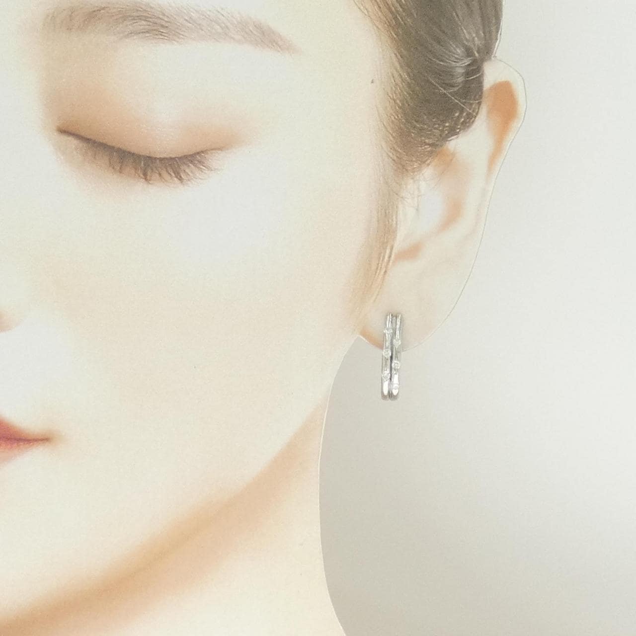 PT900 ダイヤモンド ピアス 0.30CT