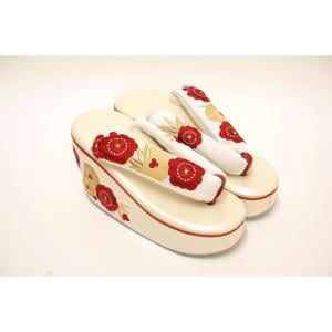 【新品】女草履　松竹梅　Ｆサイズ