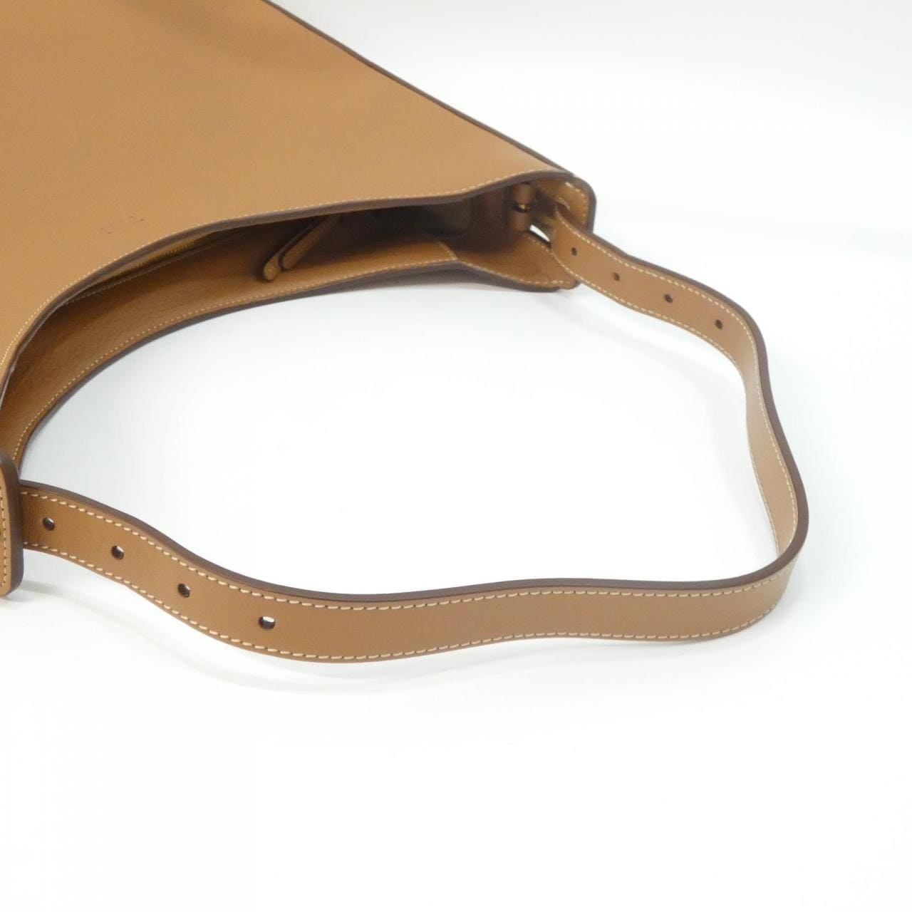 トッズ OBOE XBWAORS0400P6YS410 ショルダーバッグ