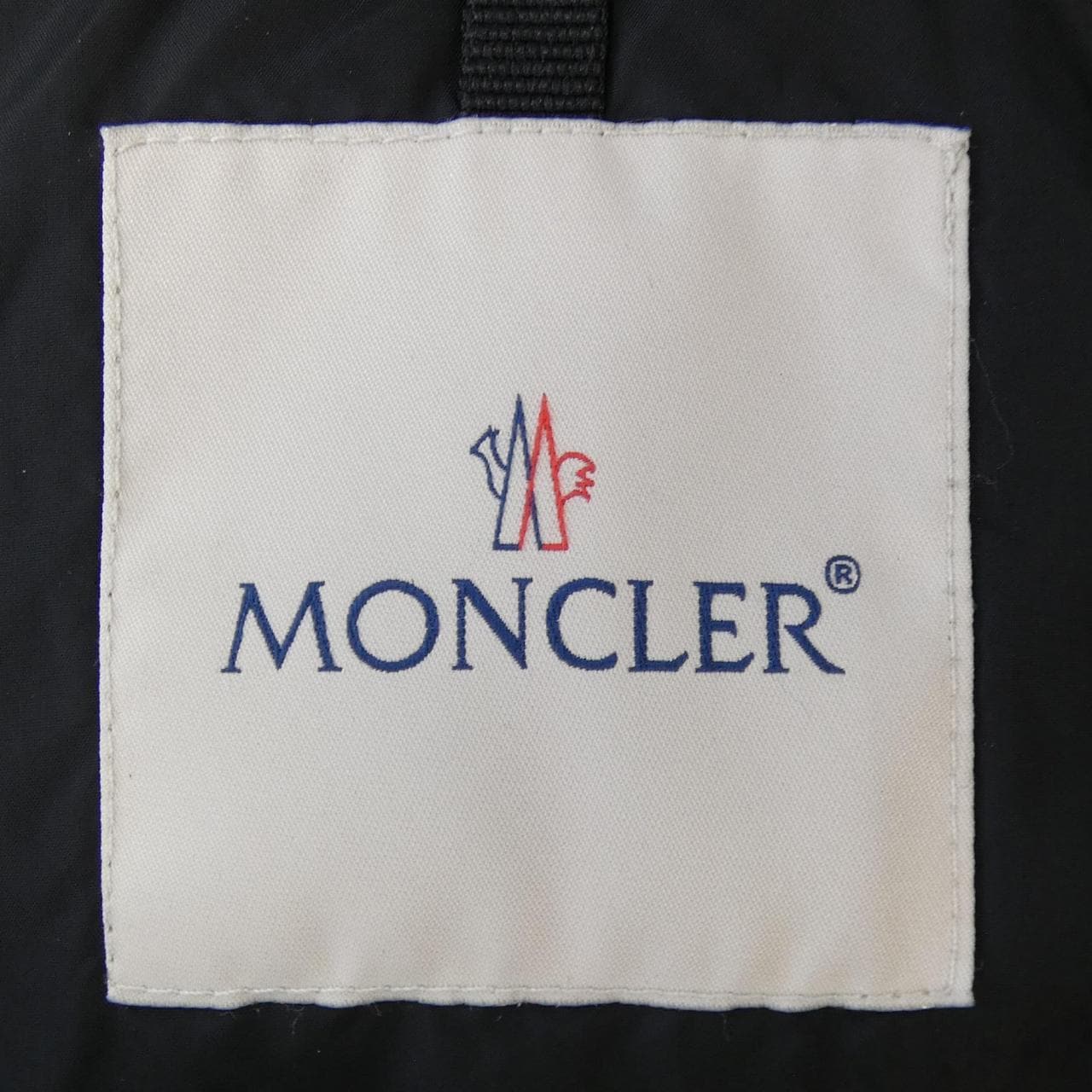 モンクレール MONCLER LAVEDA ダウンジャケット