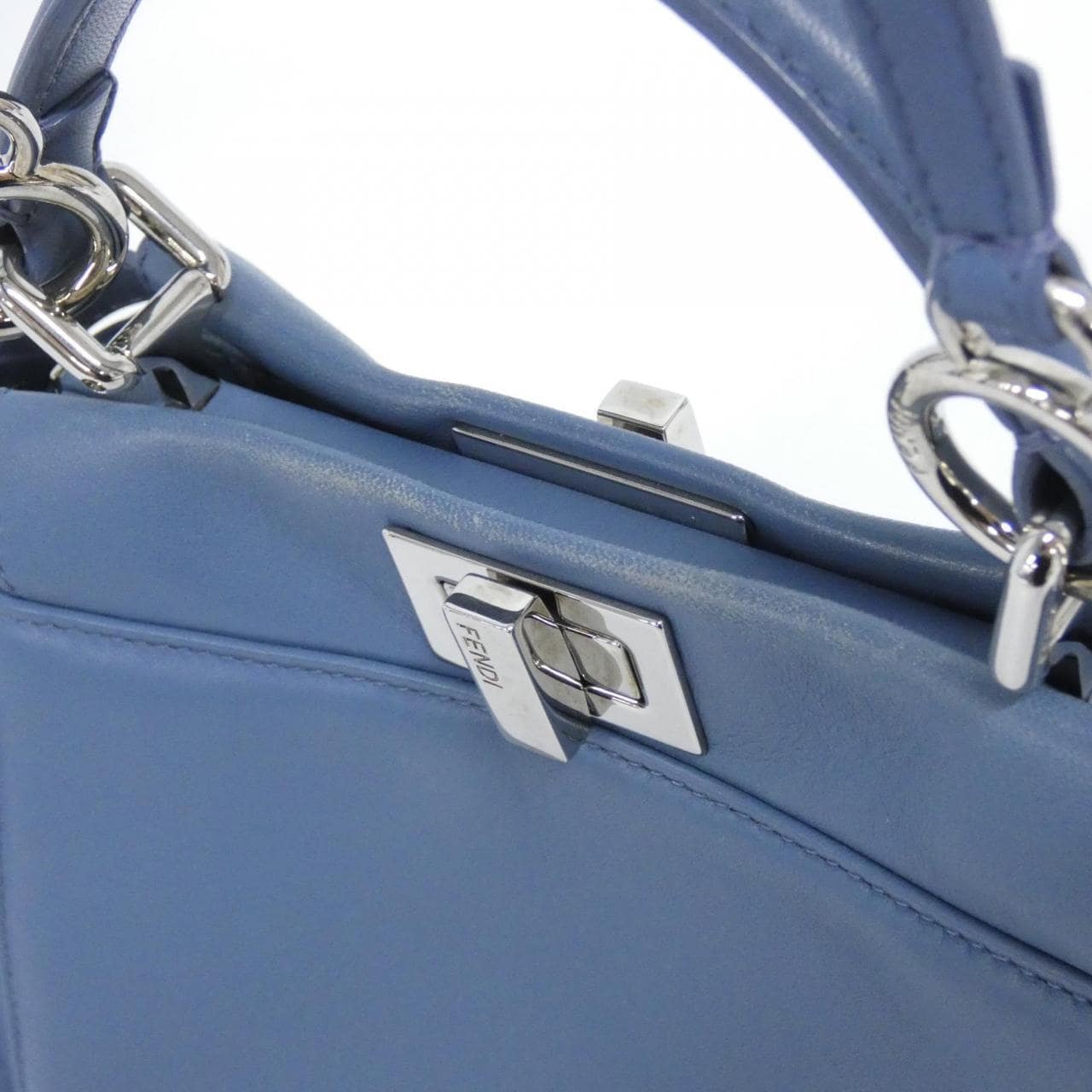 フェンディ ピーカブー ミニ 8BN244 I8P バッグ