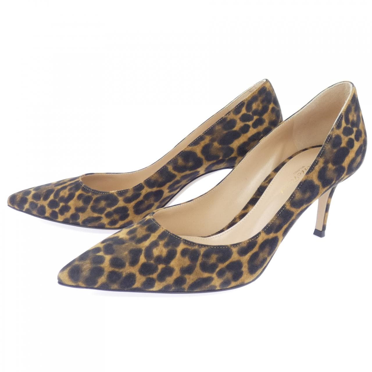 ジャンヴィトロッシ GIANVITO ROSSI パンプス