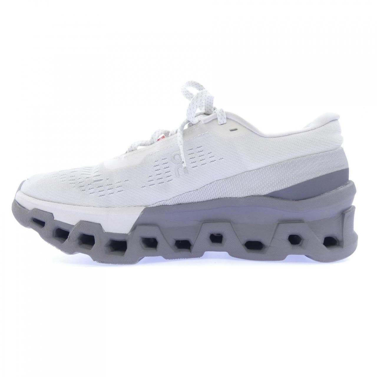 オン On スニーカー