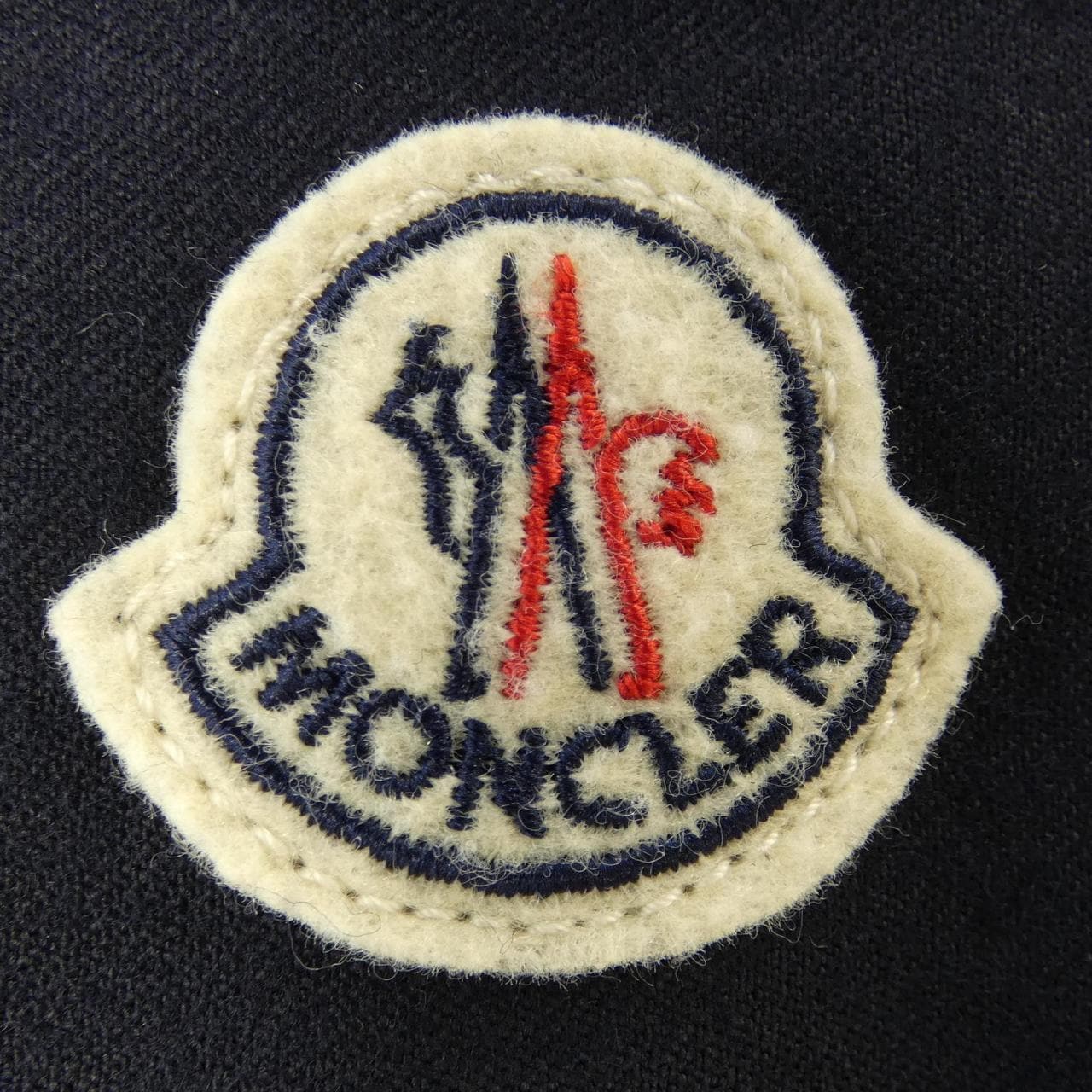 モンクレール MONCLER ダウンジャケット
