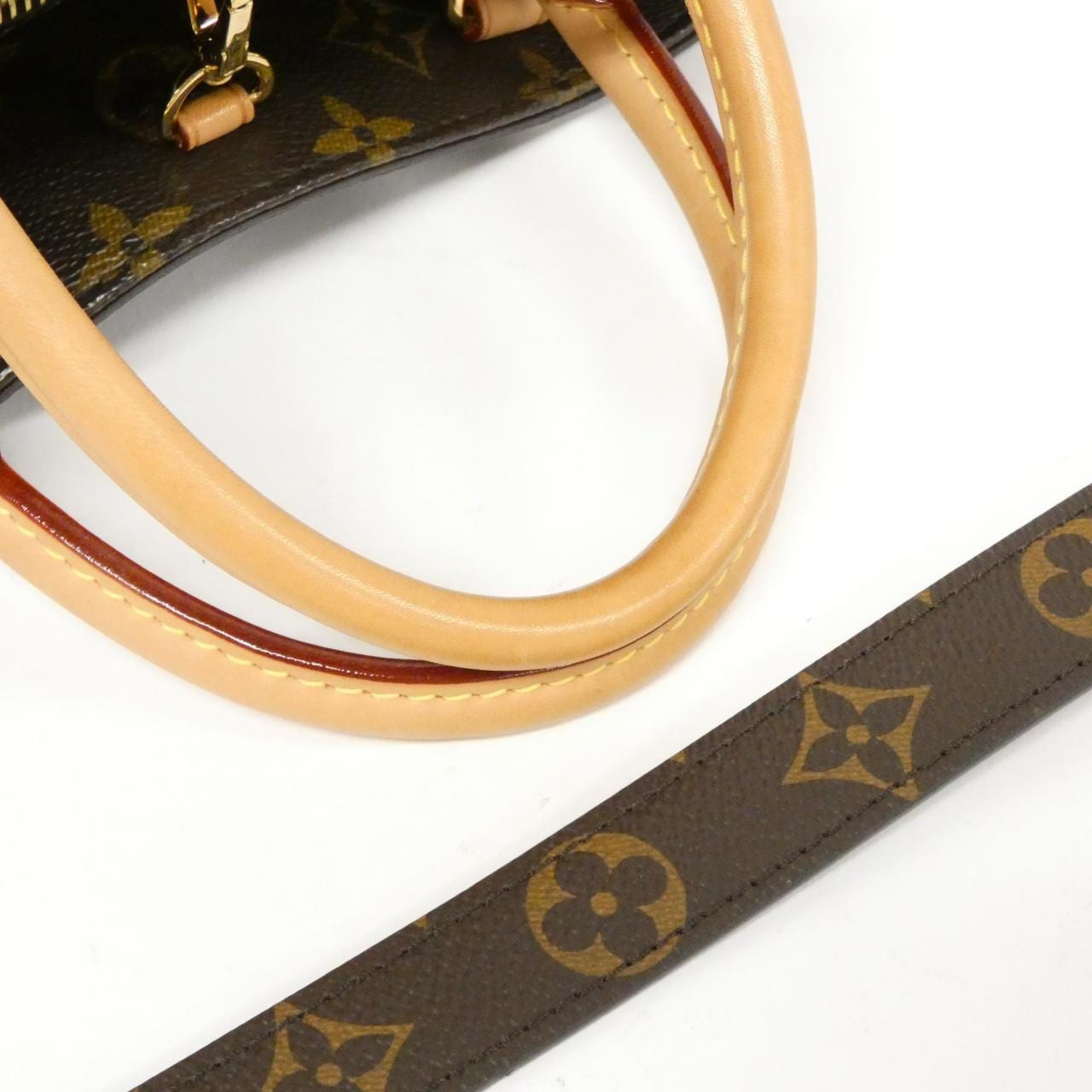 LOUIS VUITTON Monogram Montaigne BB M41055 包