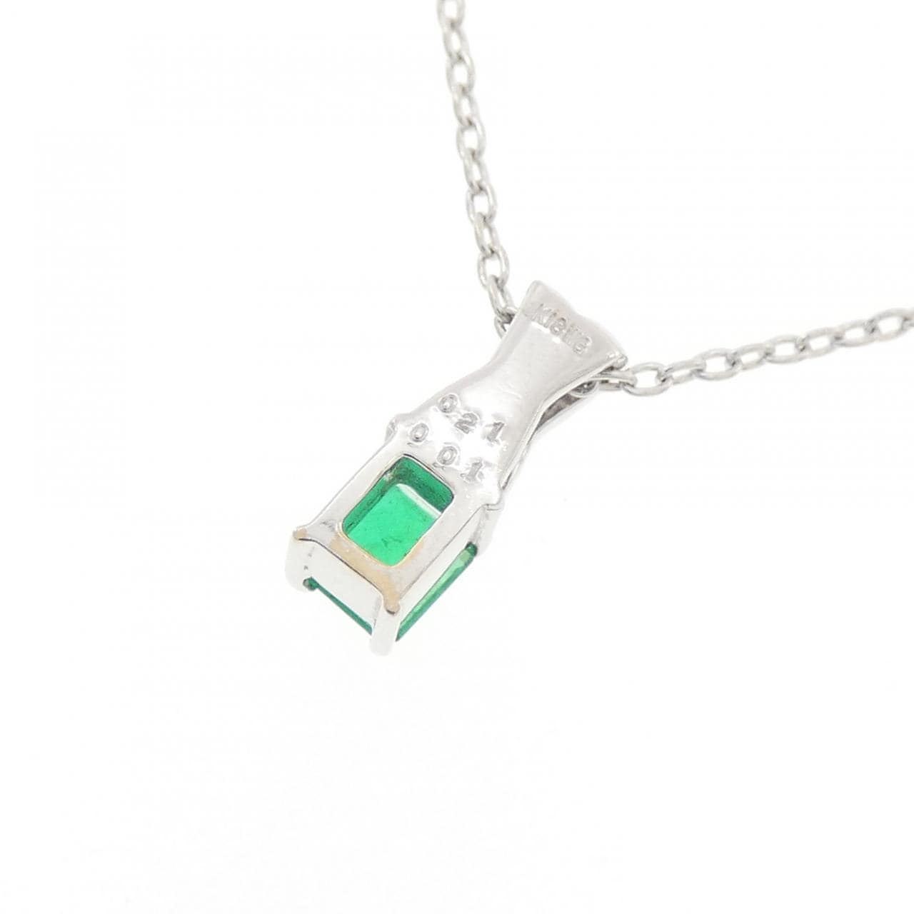K18WG エメラルド ネックレス 0.21CT