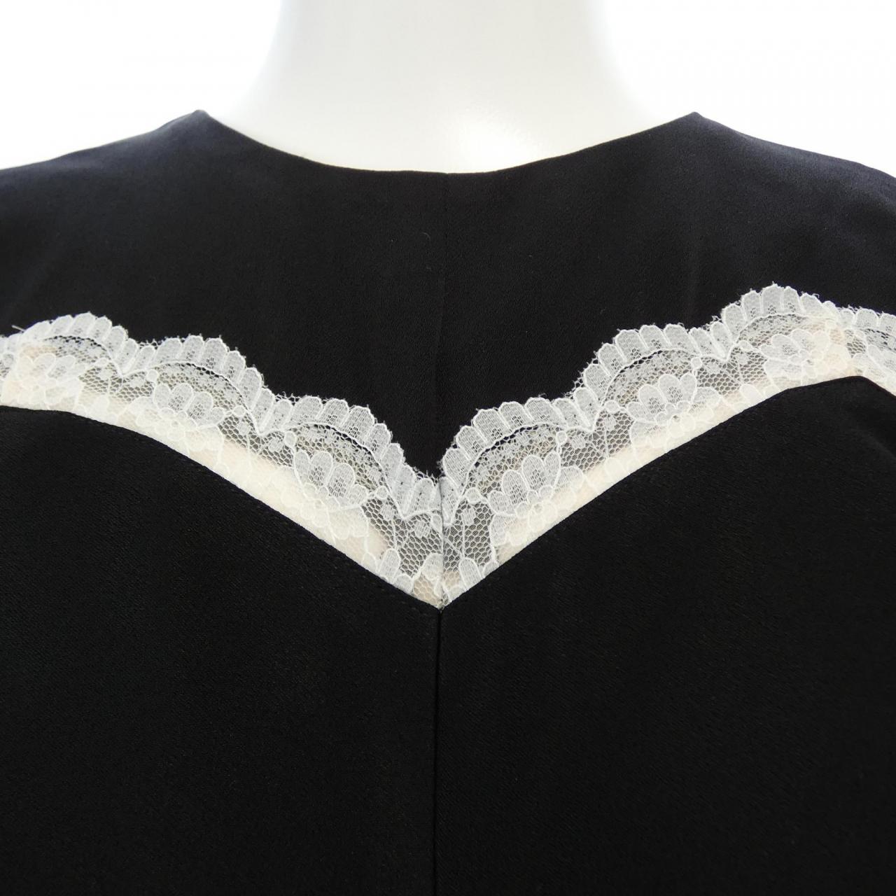 AKIKO AOKI ワンピース