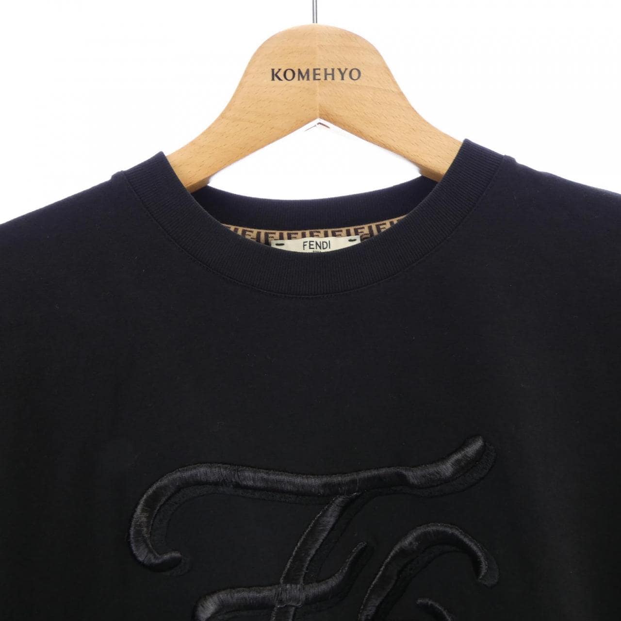 フェンディ FENDI FS7011 A9ER Tシャツ