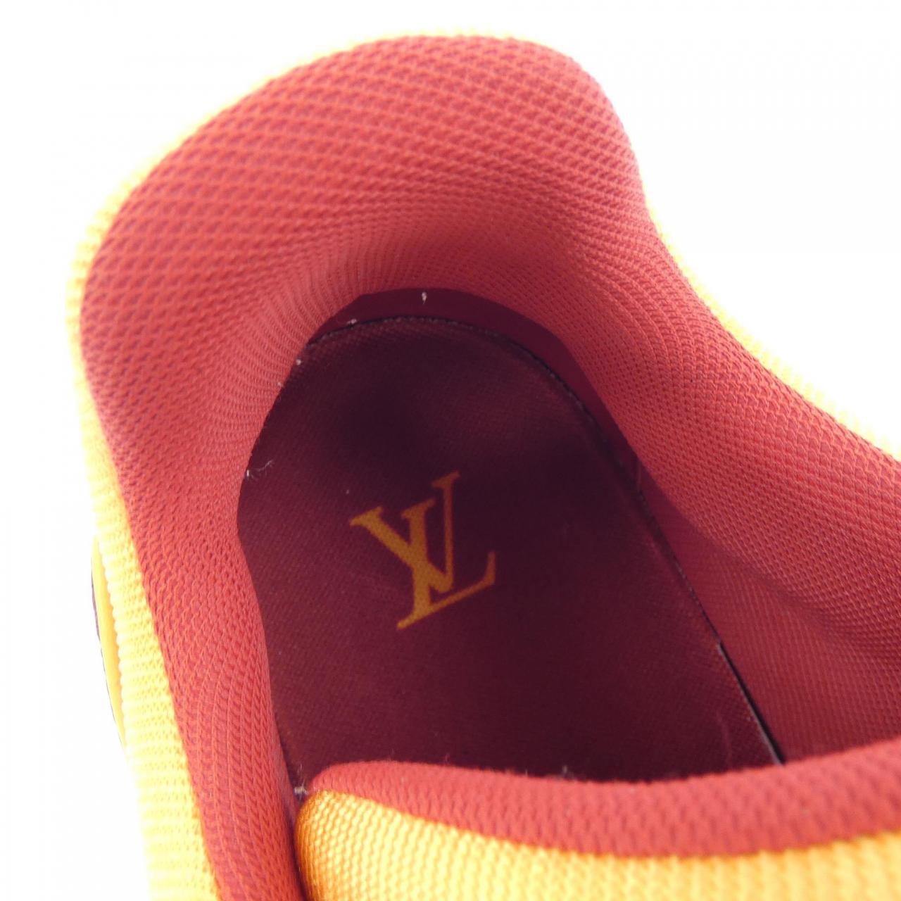 ルイヴィトン LOUIS VUITTON LVトレイナーライン スニーカー