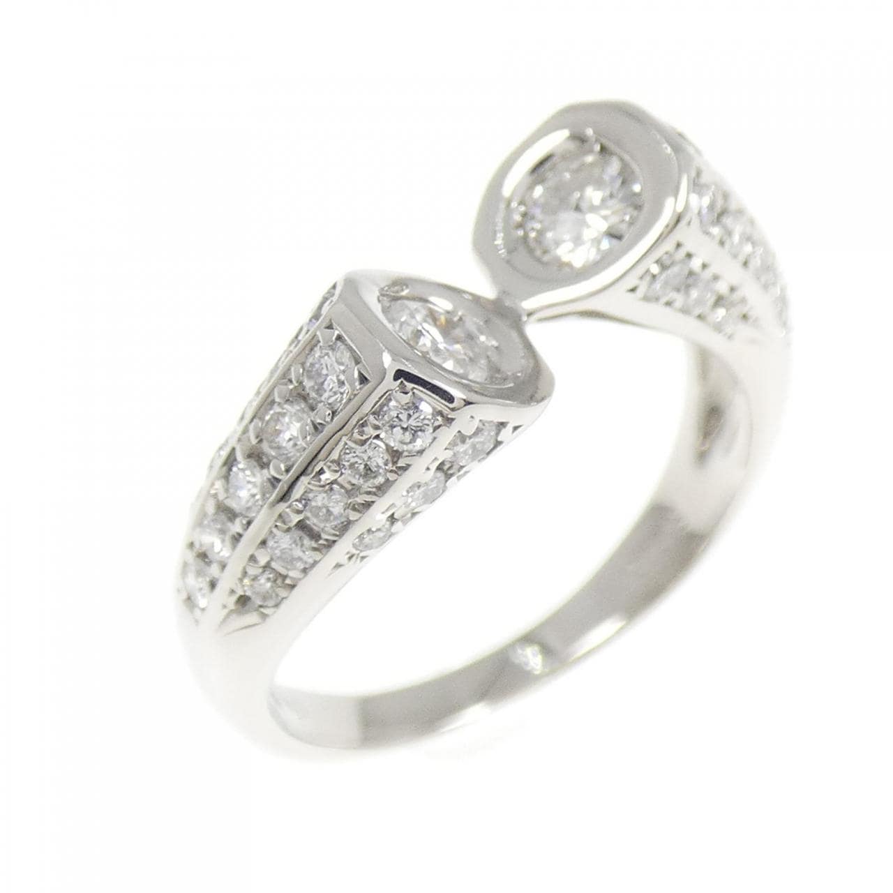 PT900 ダイヤモンド リング 0.66CT