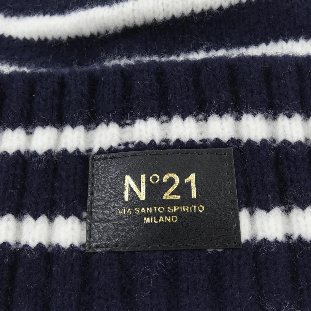 ヌメロヴェントゥーノ N°21 ニットキャップ