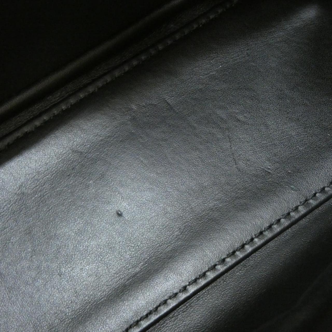 サルヴァトーレフェラガモ 21 F827 バッグ