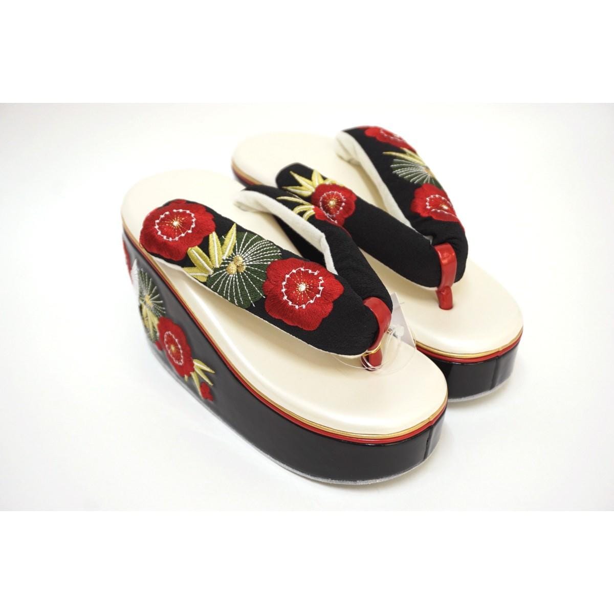 【新品】女草履　松竹梅・鶴　Ｆサイズ