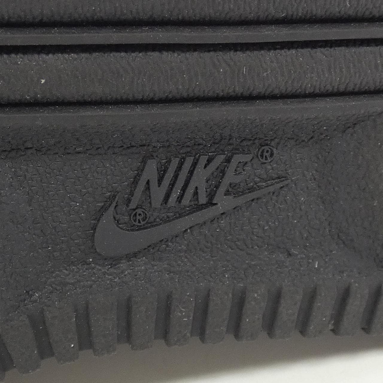 ナイキ NIKE DQ7558-001 スニーカー