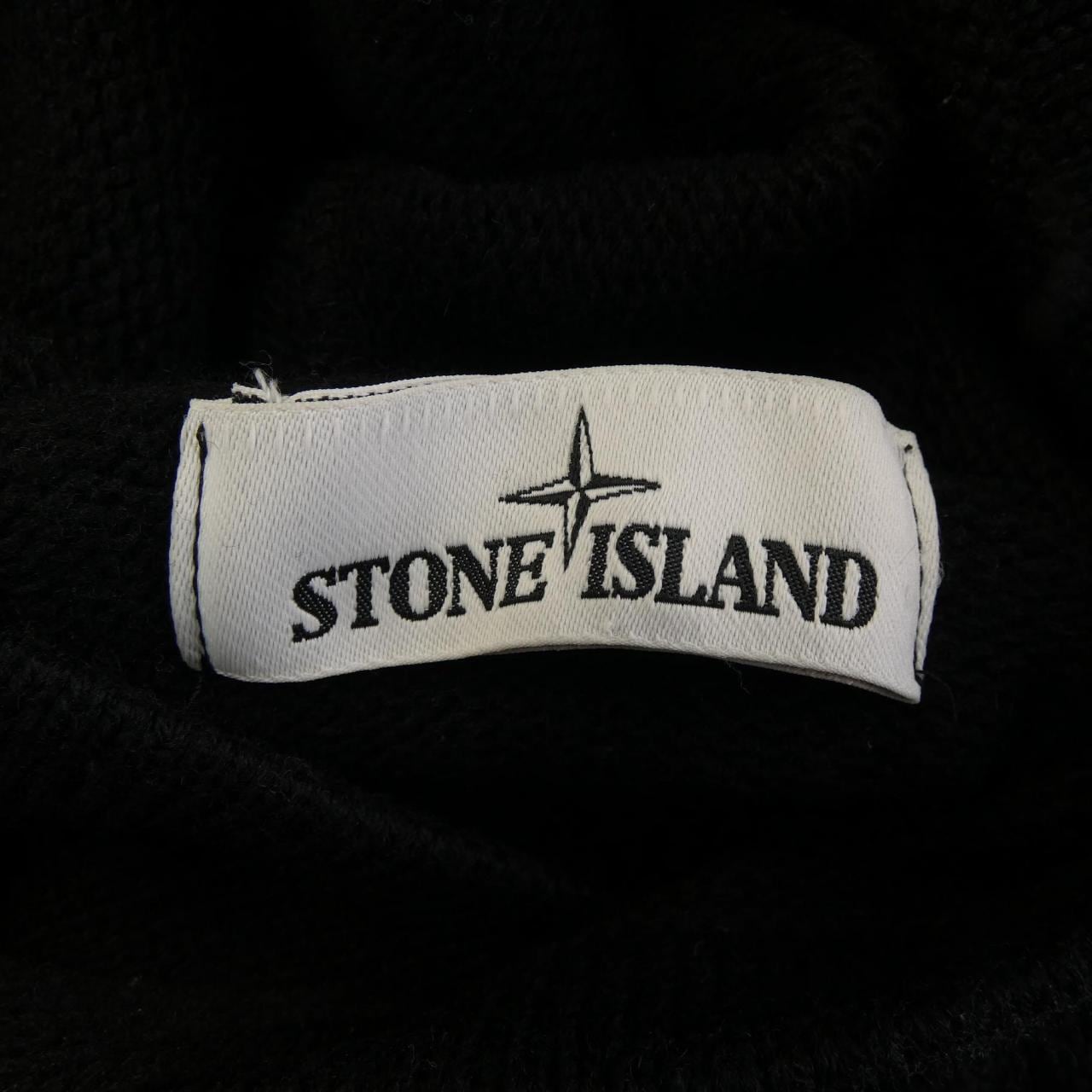 ストーンアイランド STONE ISLAND パーカー