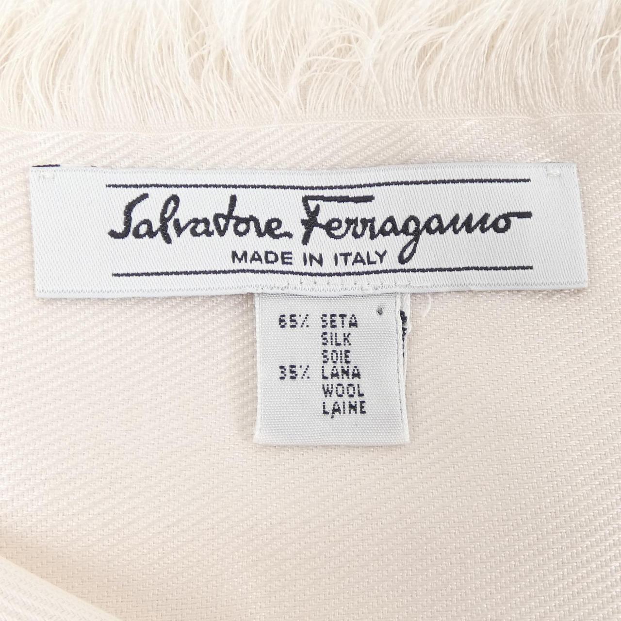 サルヴァトーレフェラガモ SALVATORE FERRAGAMO STOLE