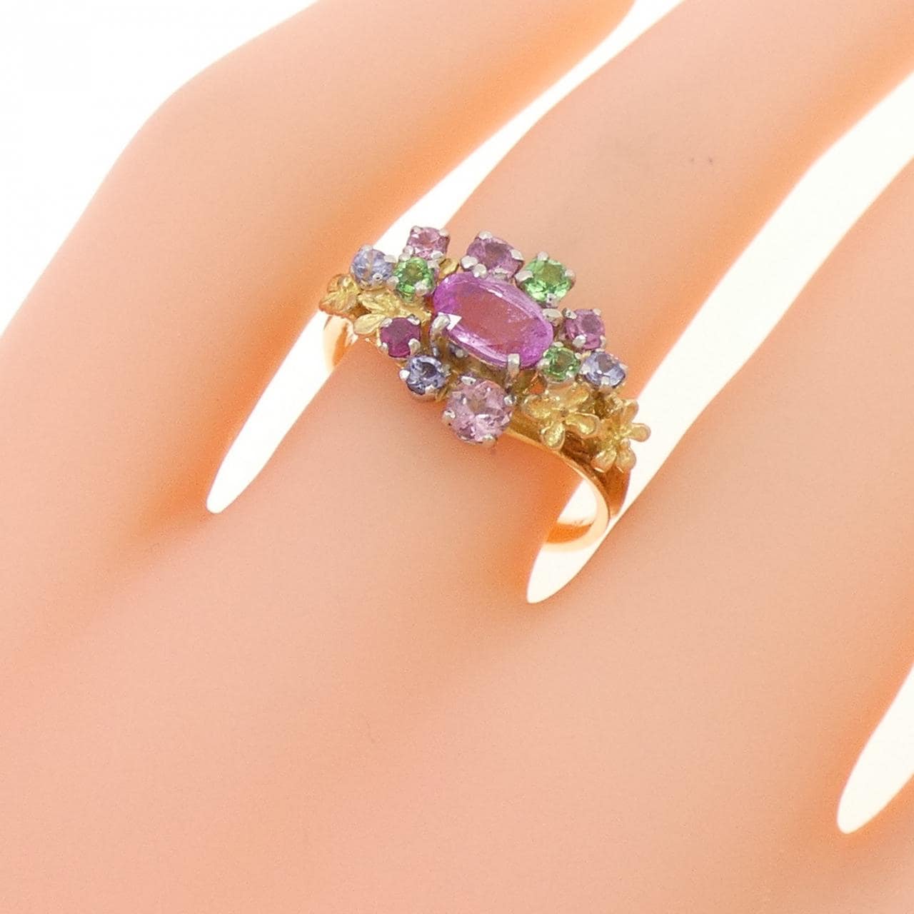 イワクラコウジ サファイヤ リング 0.65CT
