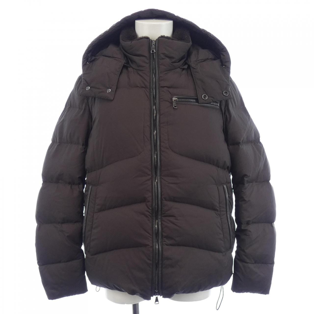 エンメティ EMMETI ダウンジャケット