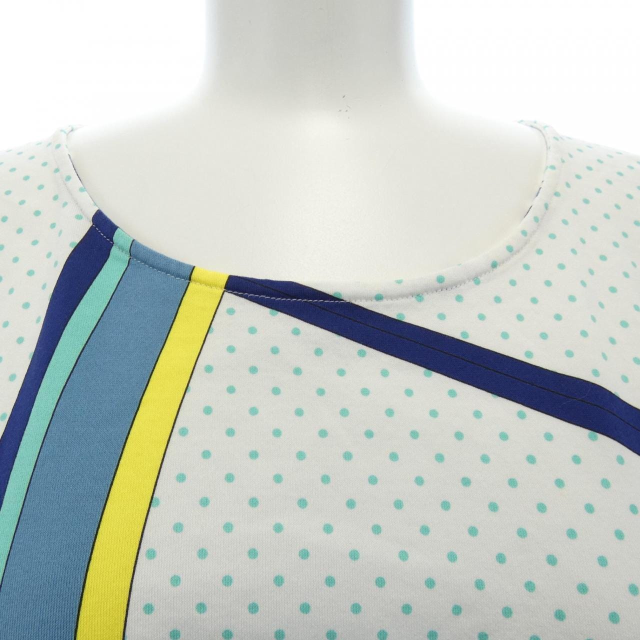 エルメス HERMES Tシャツ