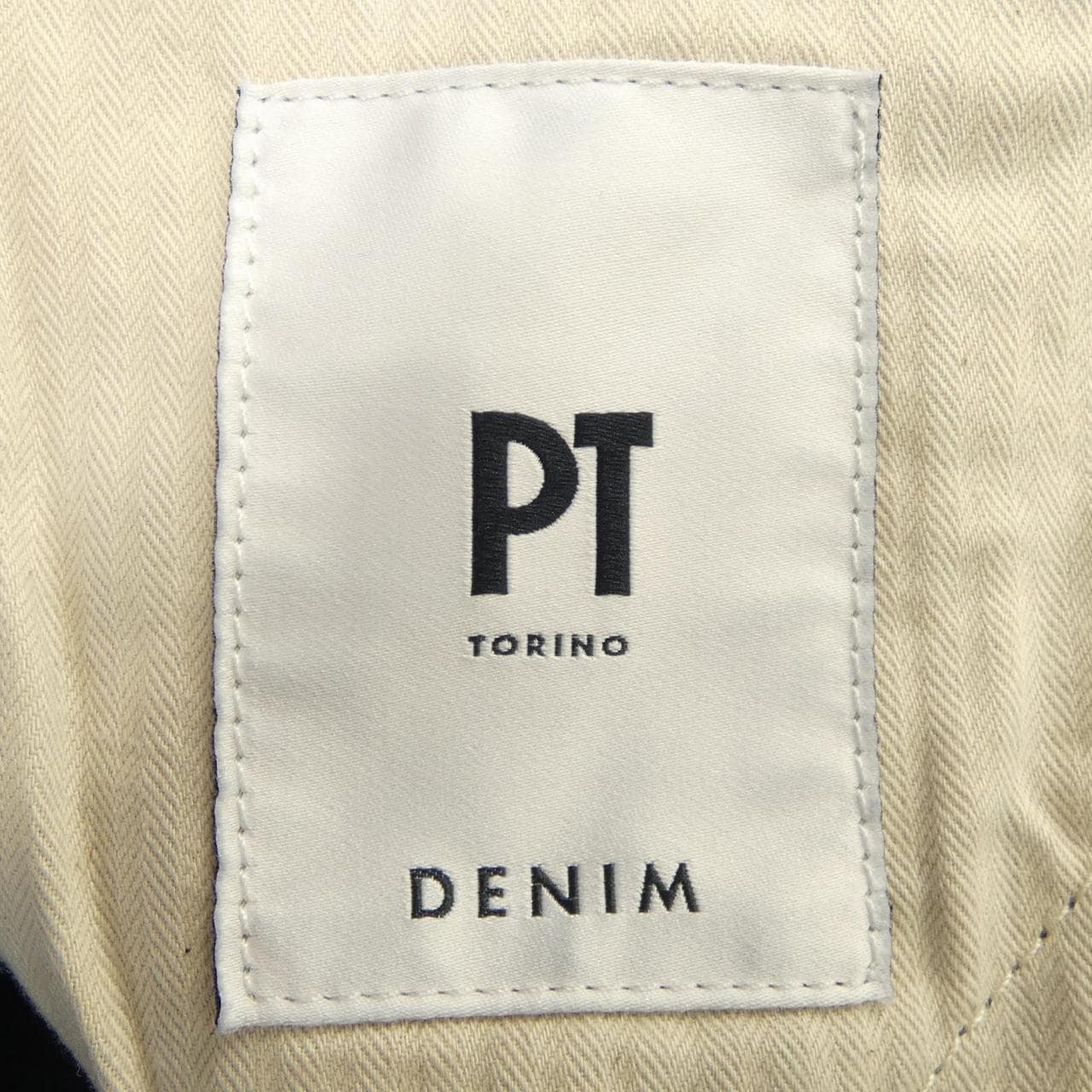 ピーティーゼロウーノ PT01 ジーンズ