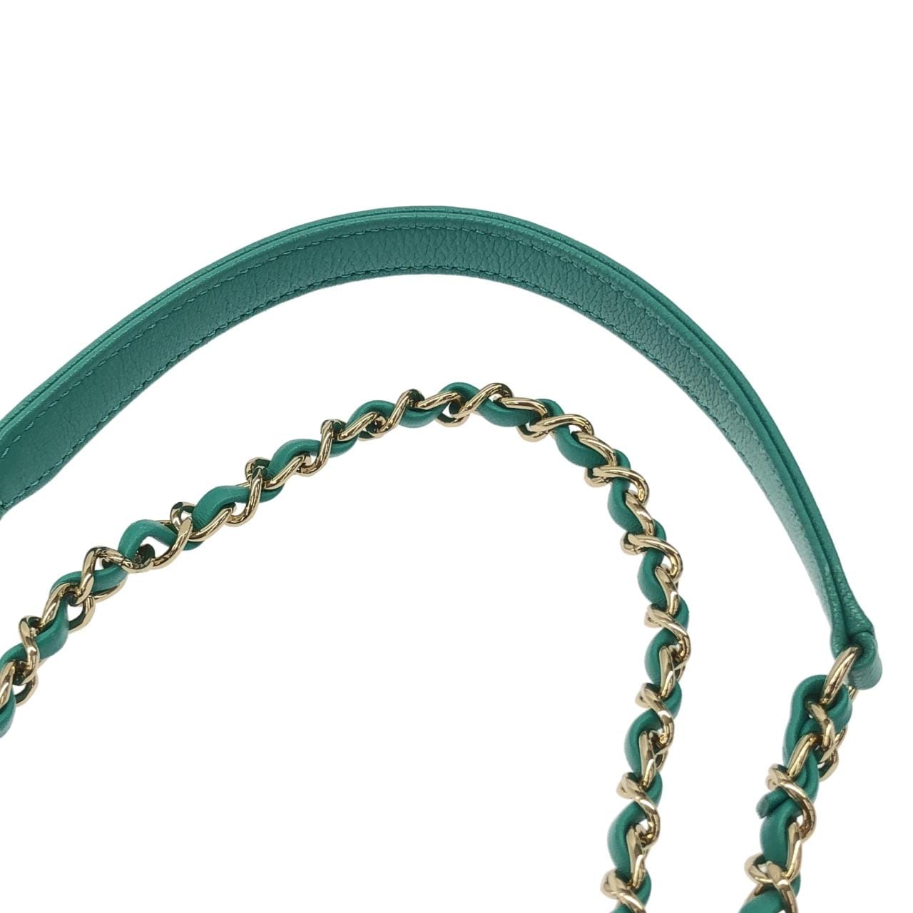 シャネル ショルダーバッグ