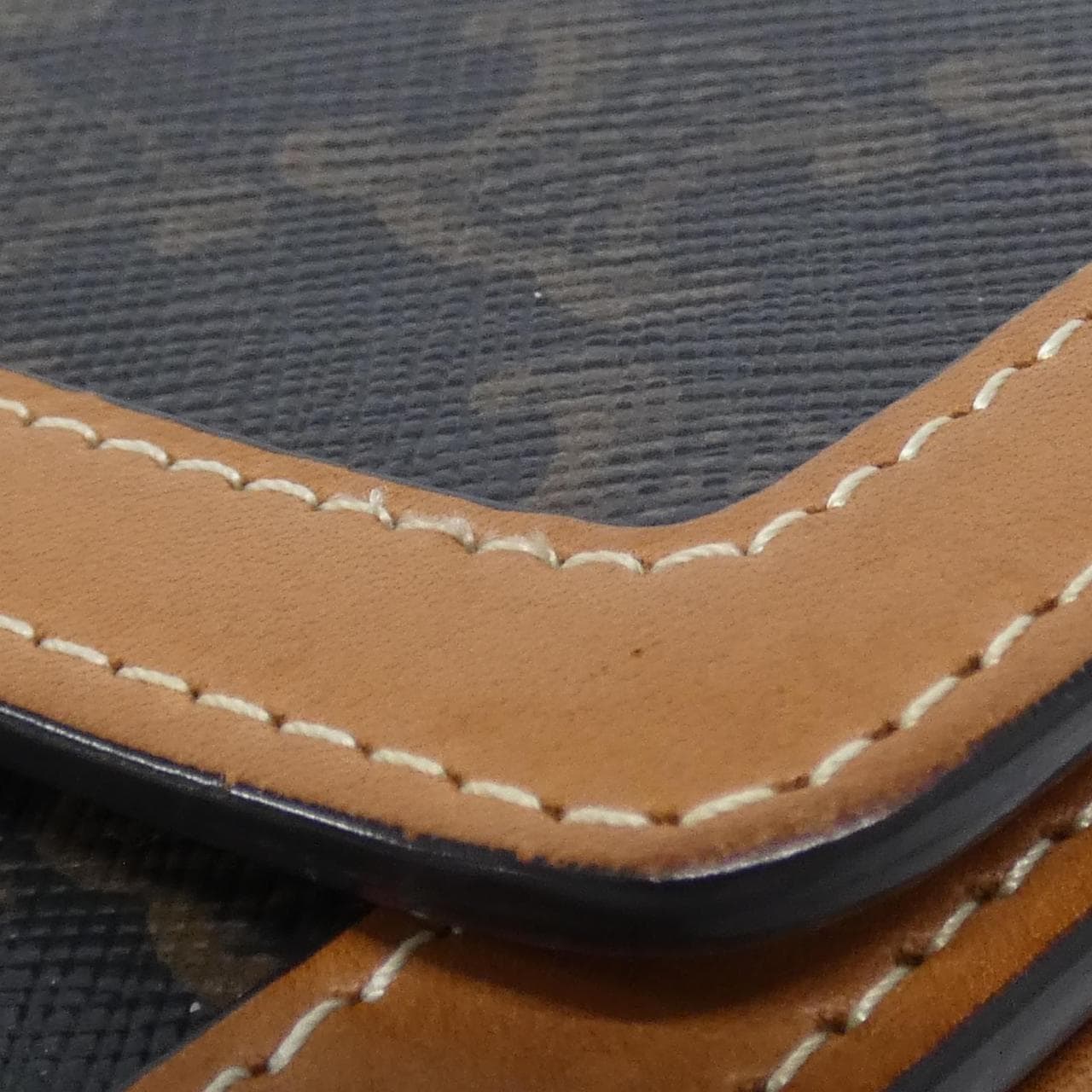 セリーヌ ティーン トリオンフ 188882BZ4 ショルダーバッグ