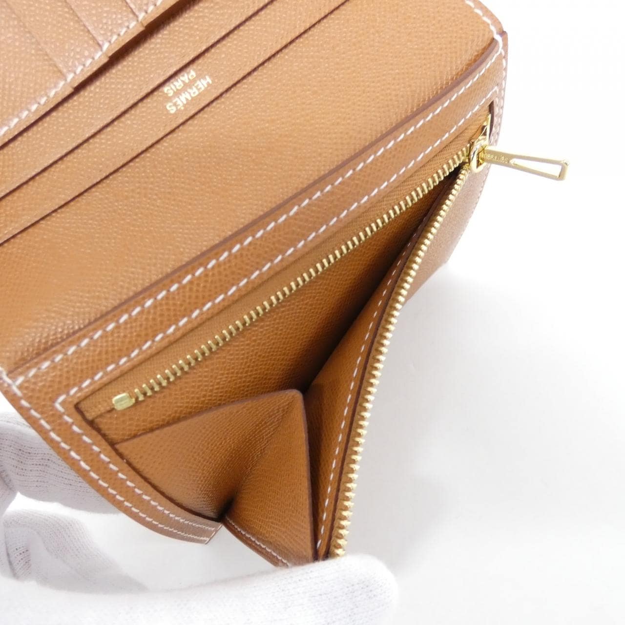 【未使用品】エルメス ベアン コンパクト 084817CC 財布