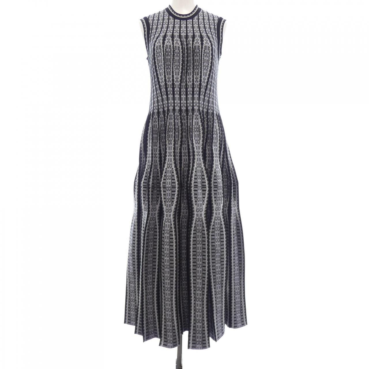 マメクロゴウチ Mame Kurogouchi MM25SS-KN036 ワンピース