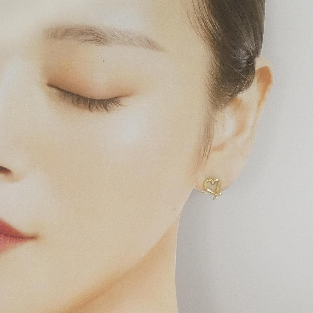 ティファニー ラビングハート ピアス