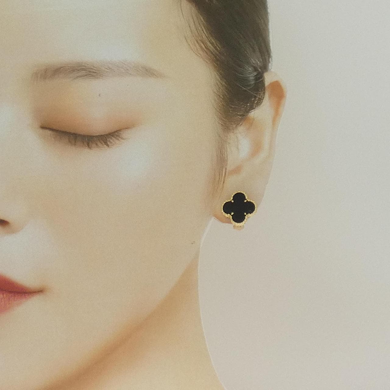 ヴァンクリーフ&アーペル ヴィンテージアルハンブラ イヤリング